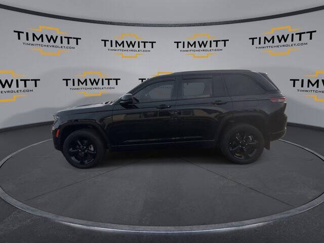 2022 Jeep Grand Cherokee Altitude