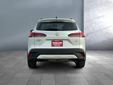 2025 Toyota Corolla Cross XLE