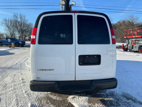 2019 Chevrolet Express LS 3500