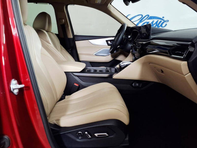 2025 Acura MDX w/Tech