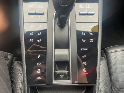 2024 Porsche Macan GTS