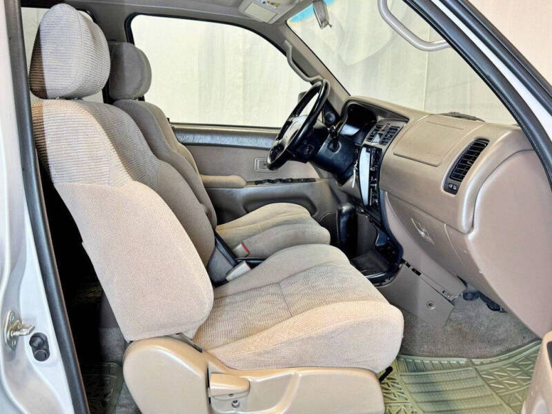 2000 Toyota 4Runner SR5