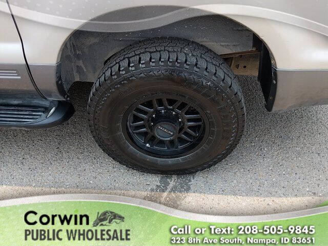 2003 Ford Excursion XLT