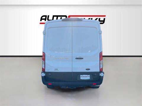 2024 Ford Transit 250