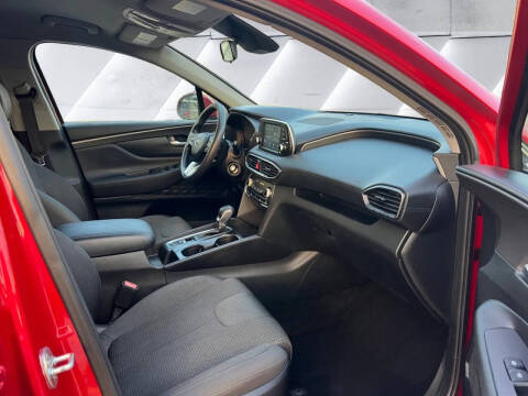 2020 Hyundai Santa Fe SE