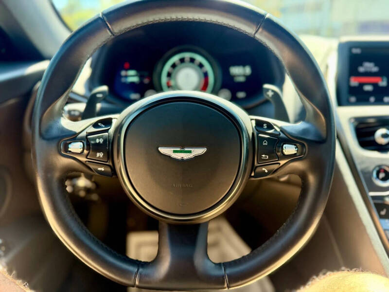 2017 Aston Martin DB11