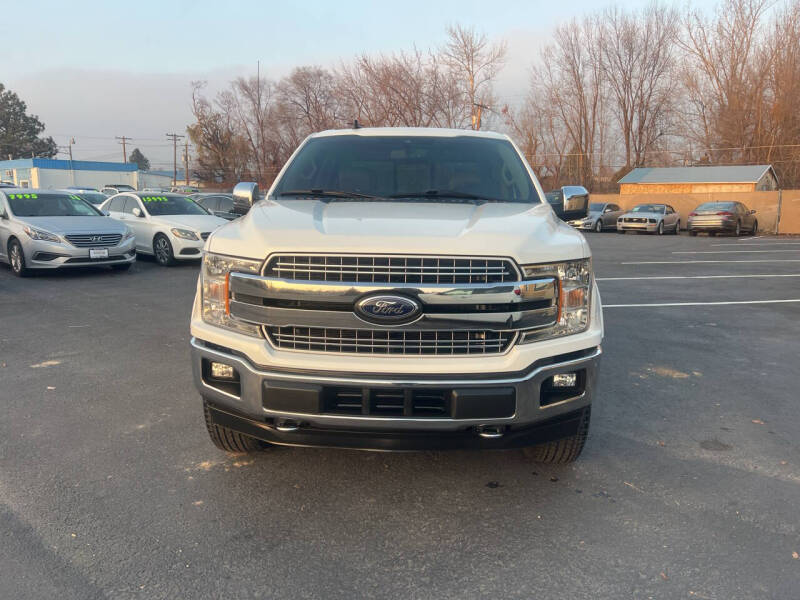 2020 Ford F-150 Lariat photo 3