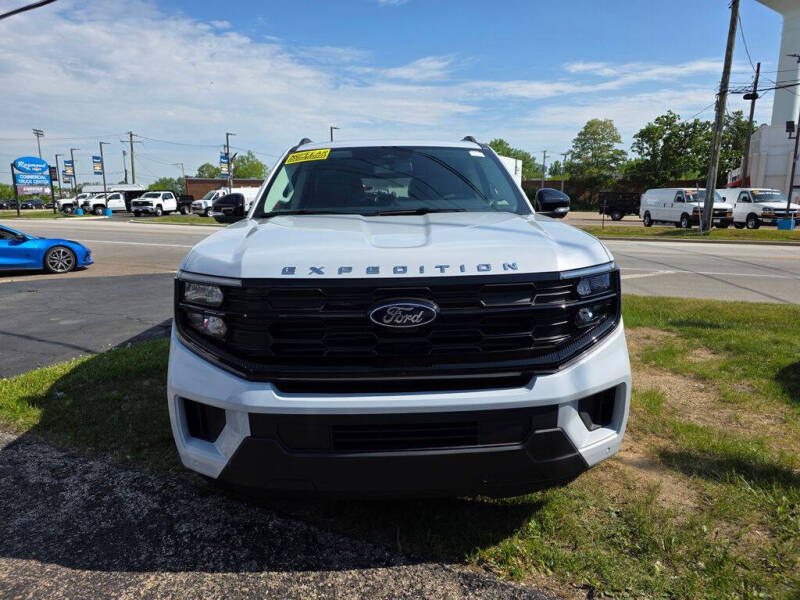 2026 Ford Expedition MAX Active