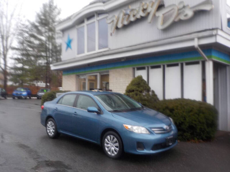 2013 Toyota Corolla LE's photo