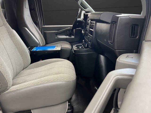 2021 Chevrolet Express 2500