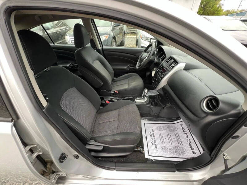 2018 Nissan Versa