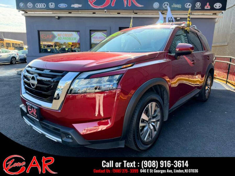 2023 Nissan Pathfinder SL