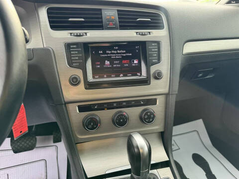 2015 Volkswagen Golf
