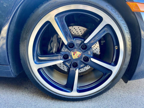 2015 Porsche 911 Carrera