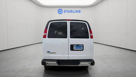 2025 Chevrolet Express LT 3500