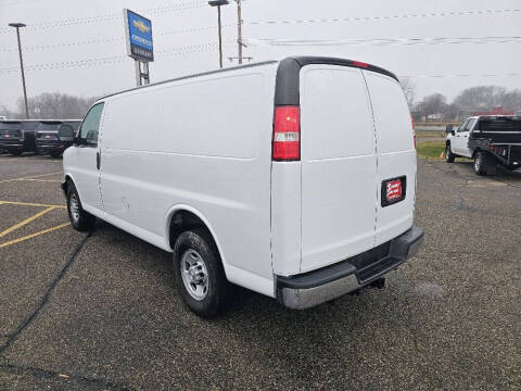 2017 Chevrolet Express 2500