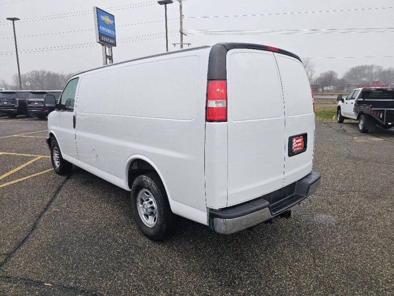 2017 Chevrolet Express 2500