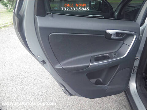 2013 Volvo XC60 T6 Premier Plus