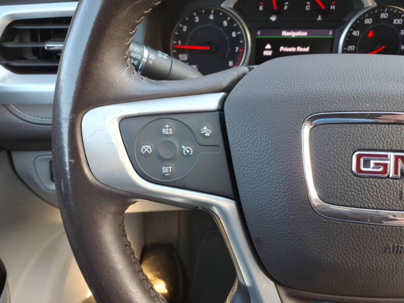 2021 GMC Acadia SLT