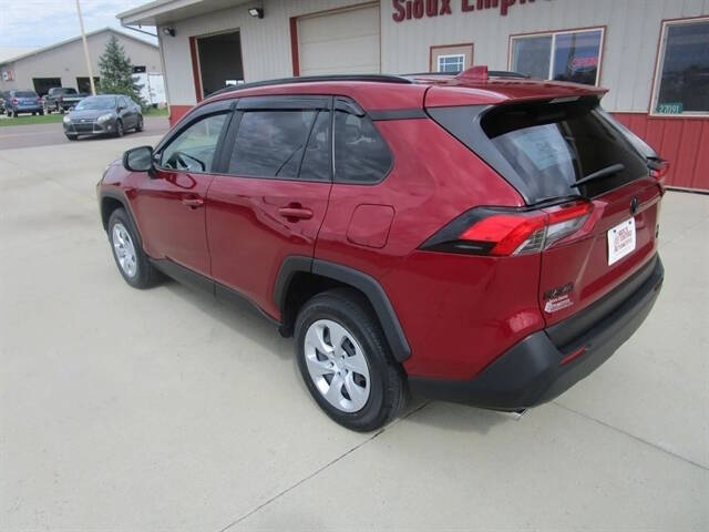 2019 Toyota RAV4 LE