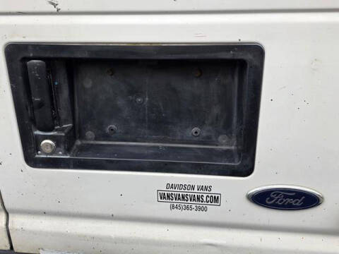 2005 Ford E-Series E-350 SD