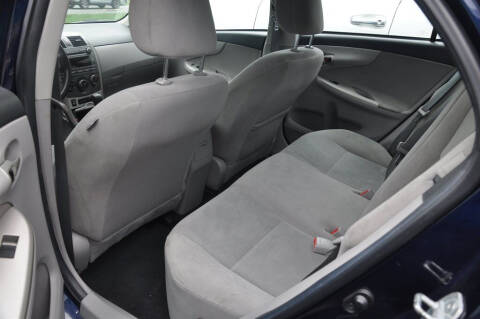 2011 Toyota Corolla LE