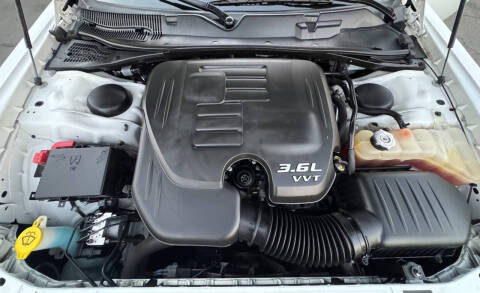 2017 Dodge Challenger SXT