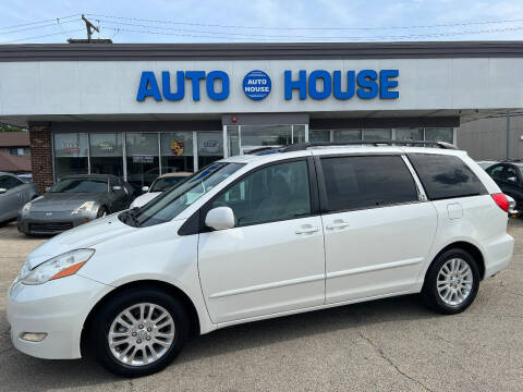 2010 Toyota Sienna for sale at Auto House Motors in Downers Grove IL