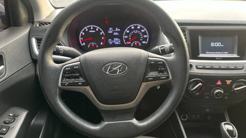 2020 Hyundai Accent SE