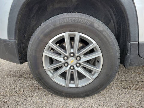 2022 Chevrolet Traverse LT Cloth