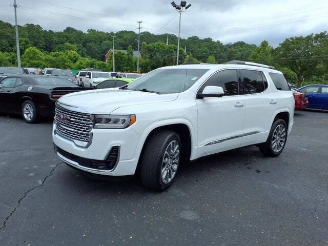 2023 GMC Acadia Denali