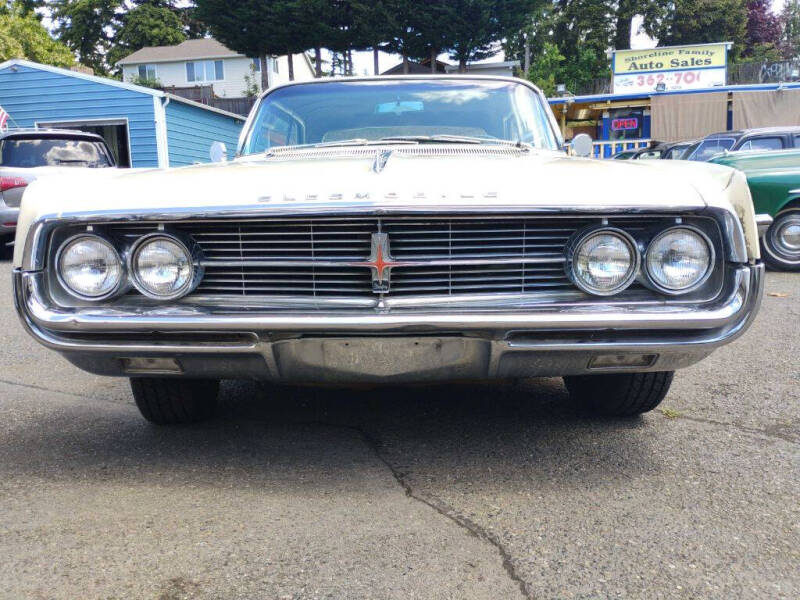 1962 Oldsmobile Starfire