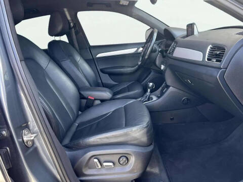 2017 Audi Q3 2.0T Premium