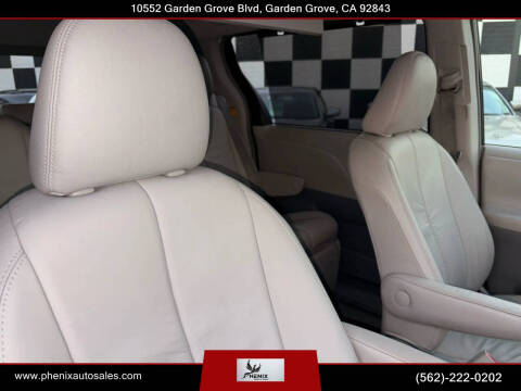 2011 Toyota Sienna Limited 7-Passenger