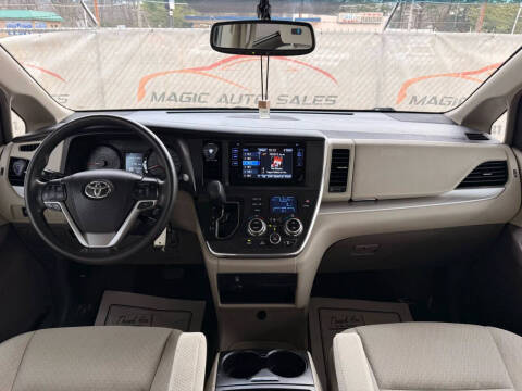 2017 Toyota Sienna
