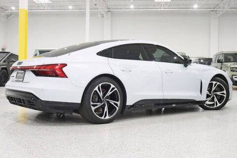 2023 Audi e-tron GT quattro Premium Plus