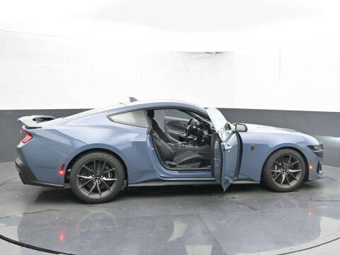 2025 Ford Mustang Dark Horse