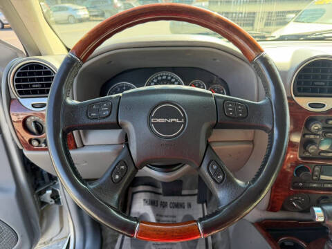 2007 GMC Envoy Denali