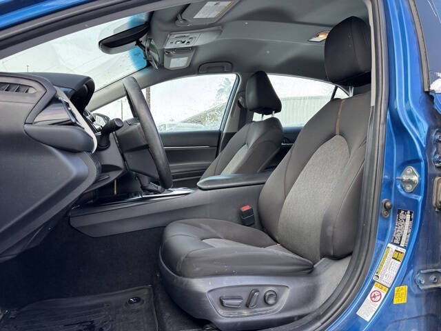 2019 Toyota Camry LE