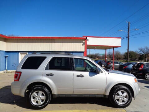 2009 Ford Escape for sale at DFW AUTO FINANCING LLC in Dallas TX