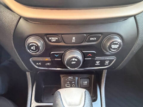 2017 Jeep Cherokee Latitude