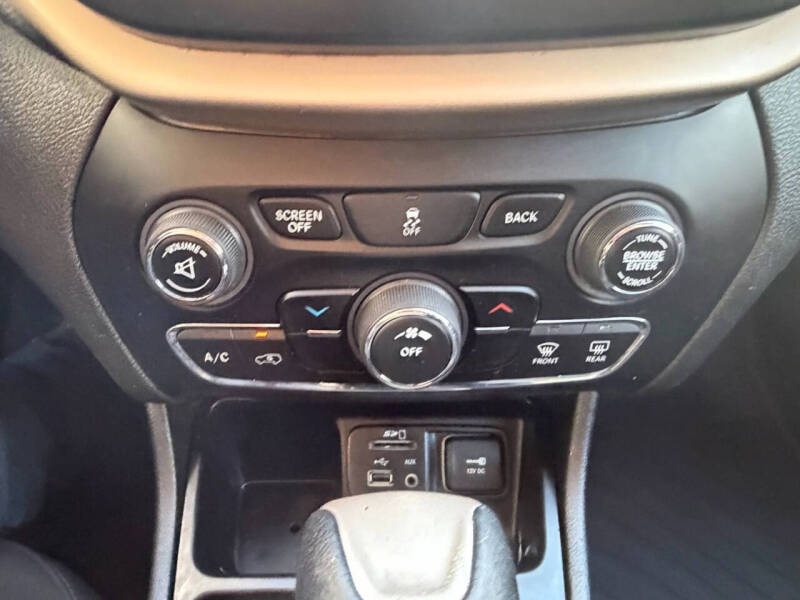 2017 Jeep Cherokee Latitude
