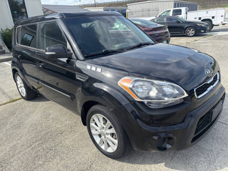 2012 Kia Soul +