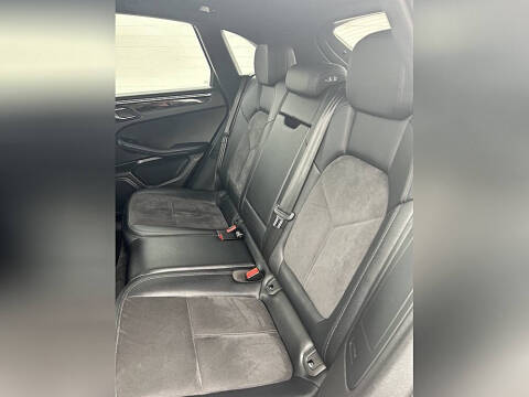 2016 Porsche Macan S