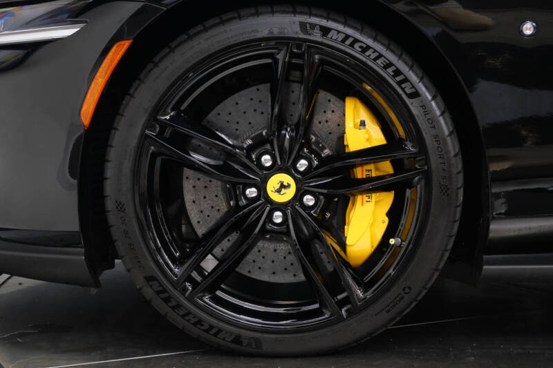 2025 Ferrari Roma Spider
