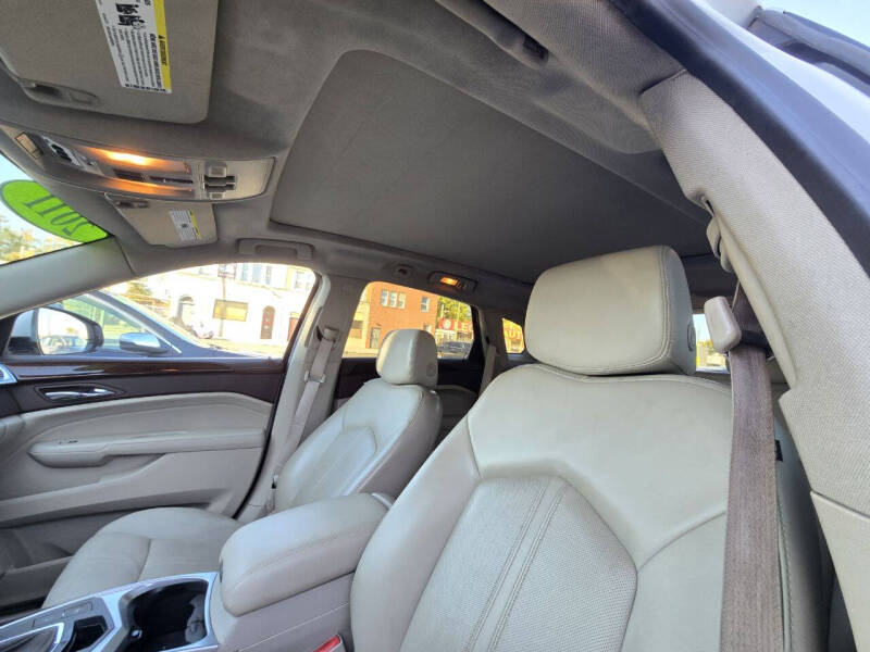 2011 Cadillac SRX Luxury Collection