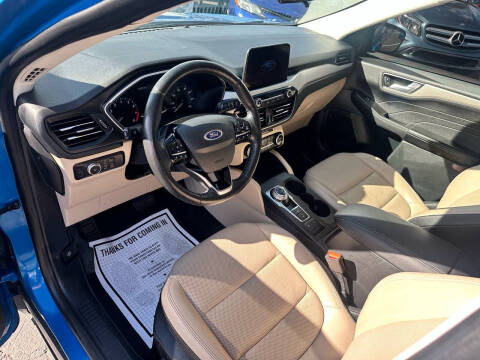 2021 Ford Escape SEL