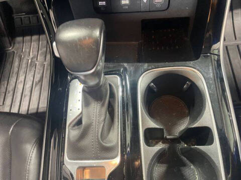 2022 Kia Carnival EX