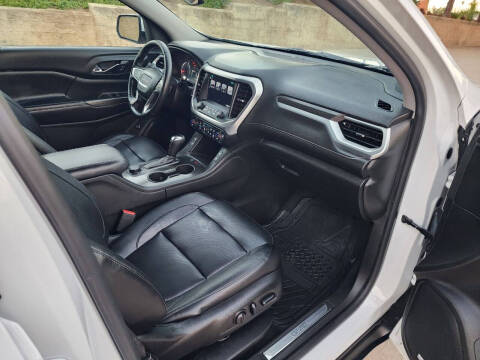 2017 GMC Acadia SLT-1