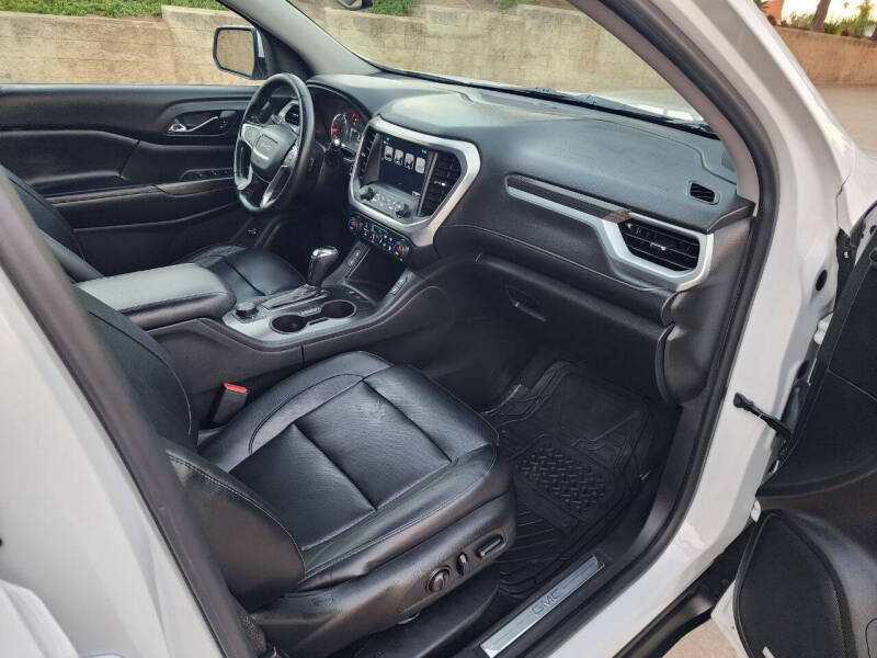 2017 GMC Acadia SLT-1